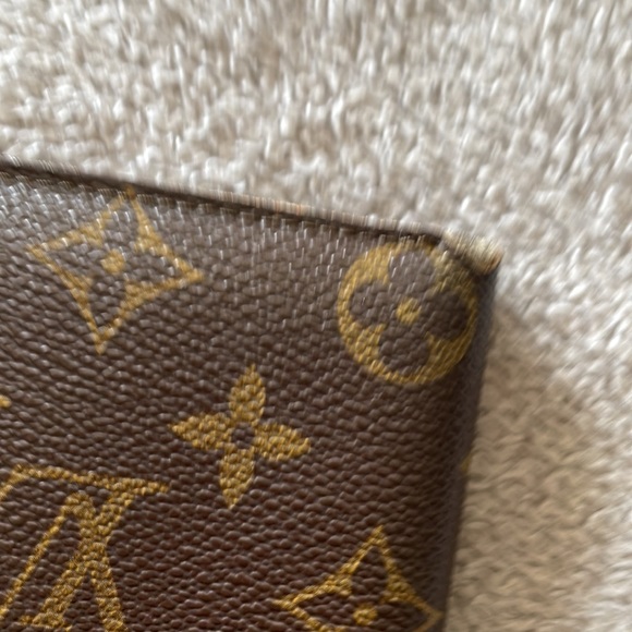 Louis Vuitton Wallet - Unisex - Picture 5 of 9